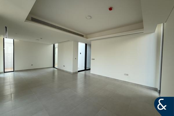 Single Row Villa | 4BR plus Maids |Available